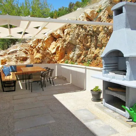Piccolo Paradiso * بريسبا